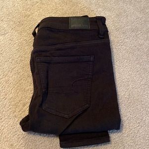 American Eagle - High Rise - Size 4 - Black